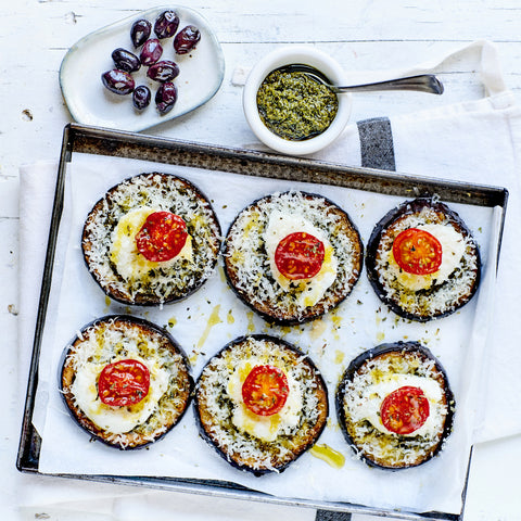 Italienske brødfire aubergine pizze med pesto genovese, Opskrift fra Oliviers & Co