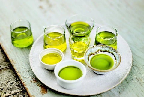 Olivenolie shots, ekstra jomfru olivenolie fra Oliviers & Co