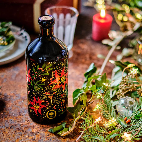 Årets juleolie, smuk flaske til julebordet, italiensk ekstra jomfru olivenolie, Oliviers & Co